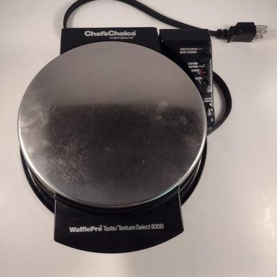 Chef's Choice Waffle Maker