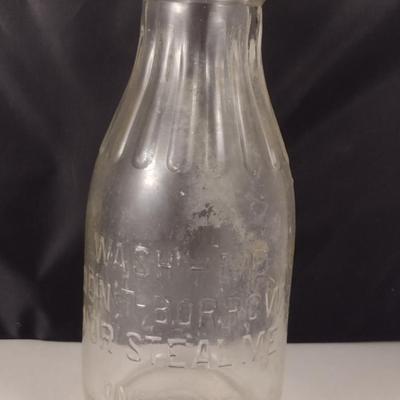 Vintage Biltmore Farms Milk Bottle- One Pint