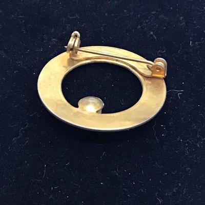 AA antique gold brushed circle pearl imitation bead brooch