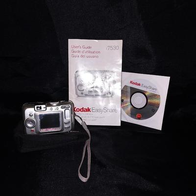 KODAK EASY SHARE DIGITAL CAMERA WITH MANUAL AND INSTALL CD