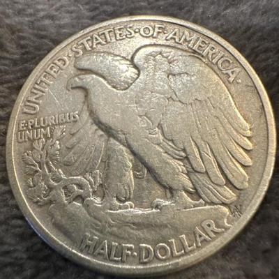 1942 AU Liberty Walking Silver Half Dollar - 50C