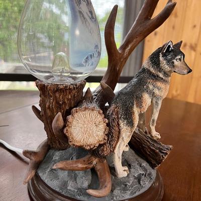 Wolves Lamp Lot