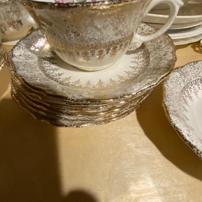 Set of Canonburg China (Service Set for Eight)