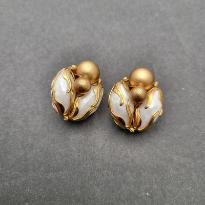 1950-1960's Fashion Clip Earring Hobe & More