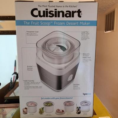 Cuisinart Frozen Dessert Ice Cream Maker Fruit Scoop New in Box