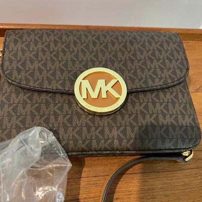 NWT Michael Kors Fulton Logo Crossbody Bag Purse