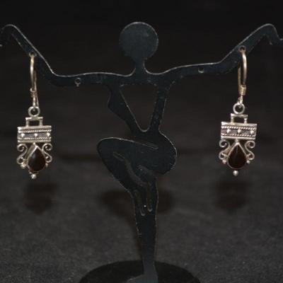 925 Sterling with Onyx Drop Earrings 2.9g
