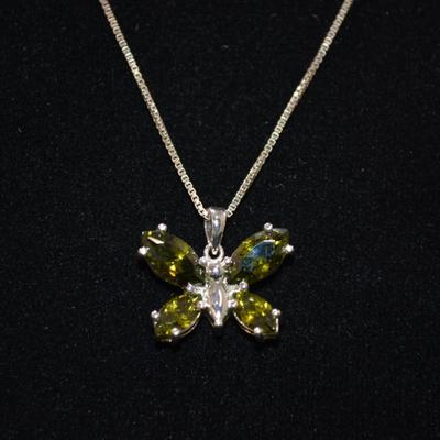 925 Sterling Box Chain with 925 Butterfly w/ Green CZ 18