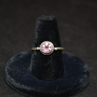 925 Sterling Ring with Amethyst Size 7.5