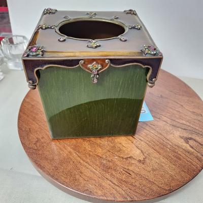 Jay Strongwater Swarovski Jewels Green & Brown Tissue Box