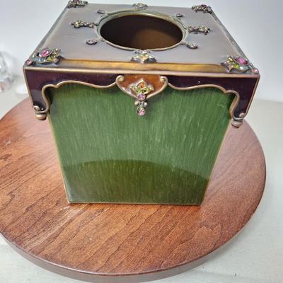 Jay Strongwater Swarovski Jewels Green & Brown Tissue Box