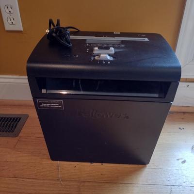 Fellowes Paper Shredder