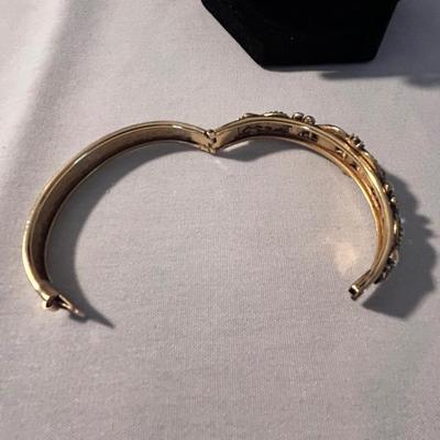 Gold & Silver with a Little Sparkle (K-BB)