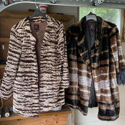 SNEAK PEEK LISTING, READ DESCRIPTION: Women's Clothing, Sizes L, XL, and 1X