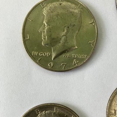 5 Kennedy Half Dollars Lot with 1969-D, 2 x 1971-D, 1974 and 1983-D