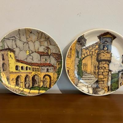 Pair of Eschenbach Bavaria Roswitha Collector Plates 9”