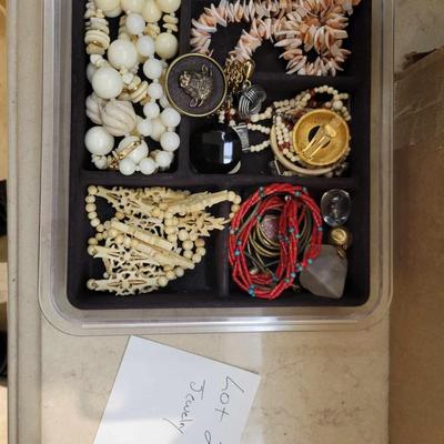 Costume jewelry lot