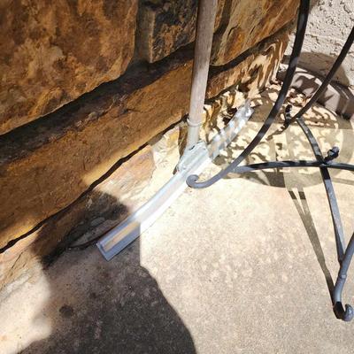 Squeegee