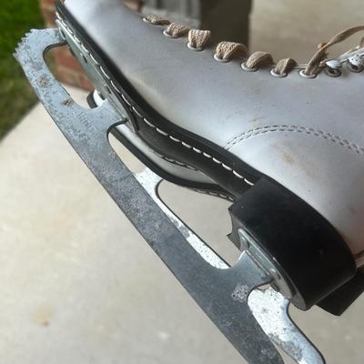 Victorian Style Children’s Sleds & Brookfield Ice Skates (BD-RG)