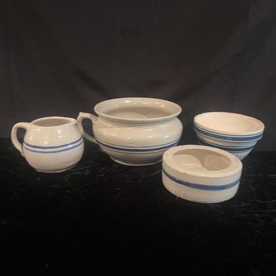 Four Pieces of Vintage Stoneware (BS-MG)