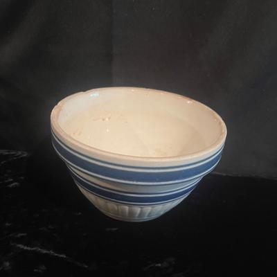 Four Pieces of Vintage Stoneware (BS-MG)