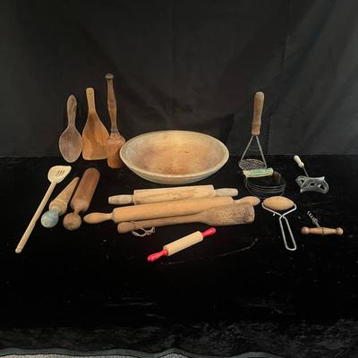 Old Fashioned Wooden Kitchen Utensils (BS-MG)
