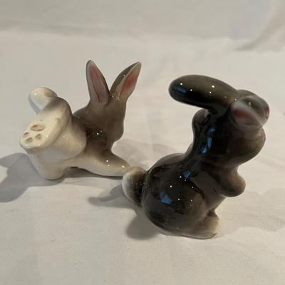 Goebel Salt & Pepper Shakers Plus More (BS-RG)