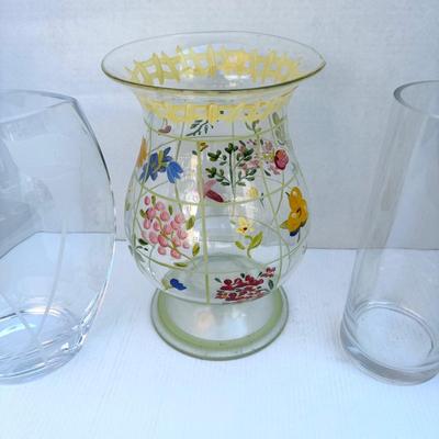 173 Decorative Glass Vase Lot