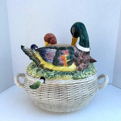 174 Duck Tureen w/ Matching Ladle