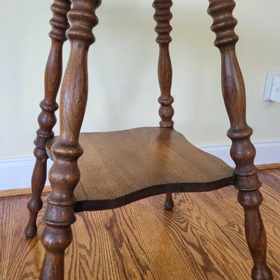 Wooden Two Tiered Parlor Table (SR-CE)