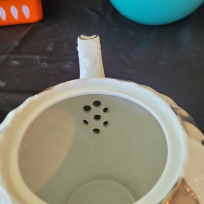 Ellgreave England Teapot and More MCM Kitchenware (K-CE)