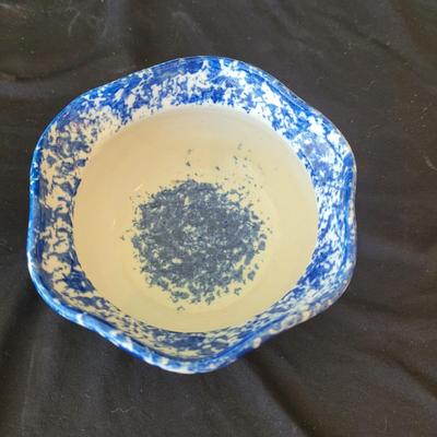 Crate and Barrel Nesting Bowls and More (K-CE)