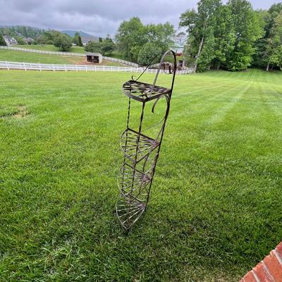 Wrought Iron Corner Shelf Unit & Trellis (OY-RG)