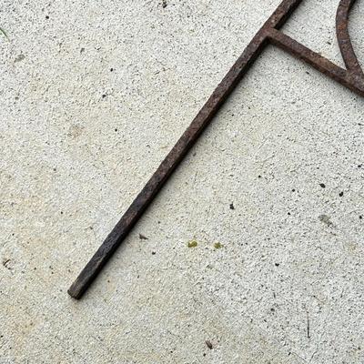 Wrought Iron Corner Shelf Unit & Trellis (OY-RG)