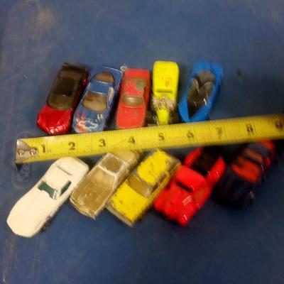 LOT 88 TEN OLD TOY CARS