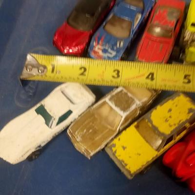 LOT 88 TEN OLD TOY CARS