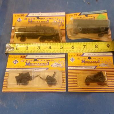 LOT 93 HO MINIATURE MILITARY