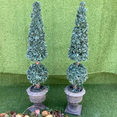 209 Pair of Holiday Topiary Trees and Swag