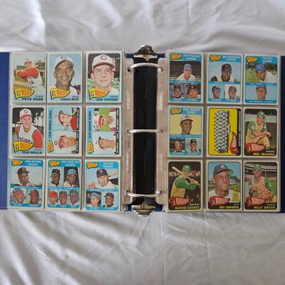 1965 Topps Baseball Cards in Binder (BO-JS)