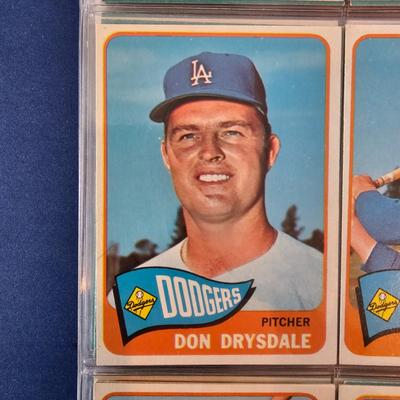 1965 Topps Baseball Cards in Binder (BO-JS)