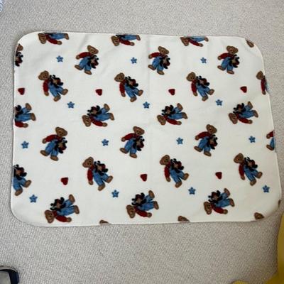 Boyd’s Bear, Blanket & Stuffed Animals (UB2-MK)