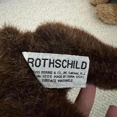 Boyd’s Bear, Blanket & Stuffed Animals (UB2-MK)