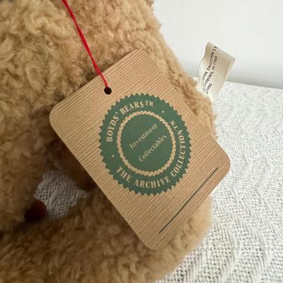 Boyd’s Bear, Blanket & Stuffed Animals (UB2-MK)