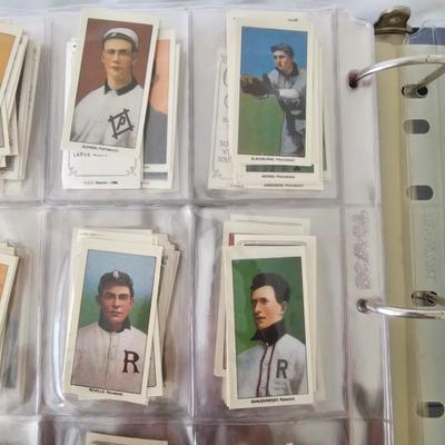 1909-1911 T206 Reprint Baseball Cards in Binder (BO-JS)