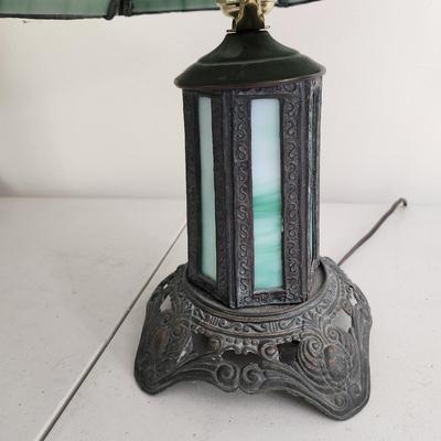 Vintage Green Slag Glass Table Lamp 3 way Lighting