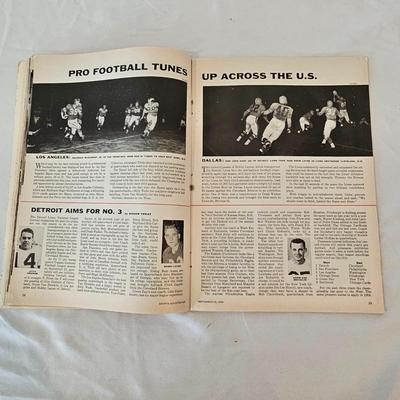 First Six Issues of Sports Illustrated Magazine (BO-JS)