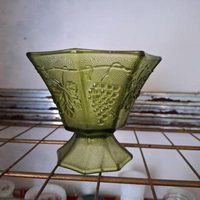 Green Grape vase/Planter
