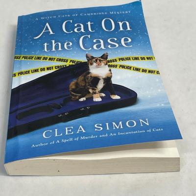 Book; A Cat on the Case