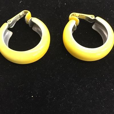 Yellow round clip on earrings vintage