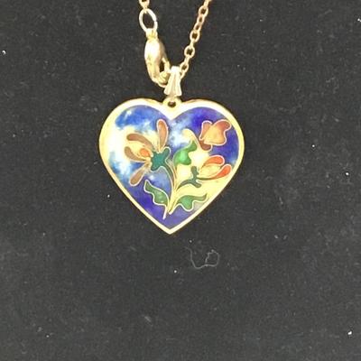 Blue colosem heart with flowers necklace
